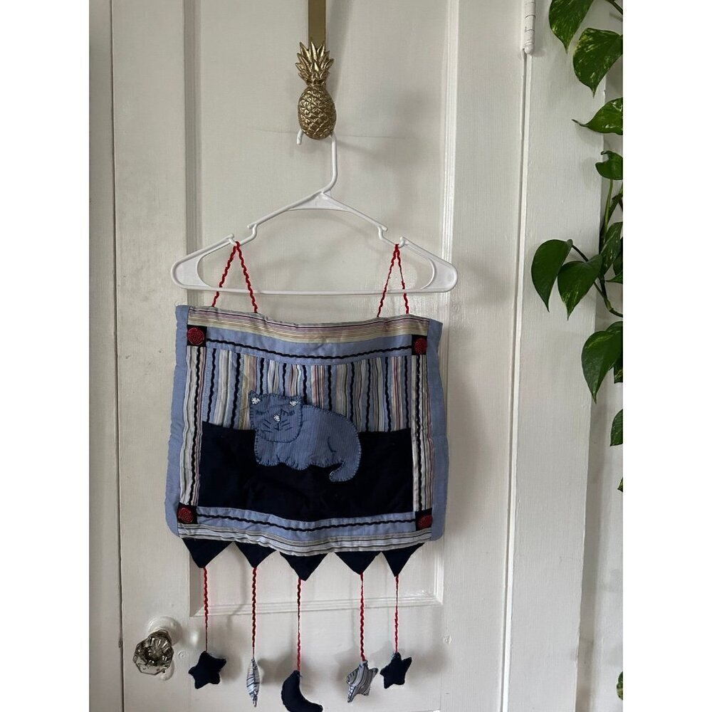 Hanging Handstitch Infant Baby Cat decor